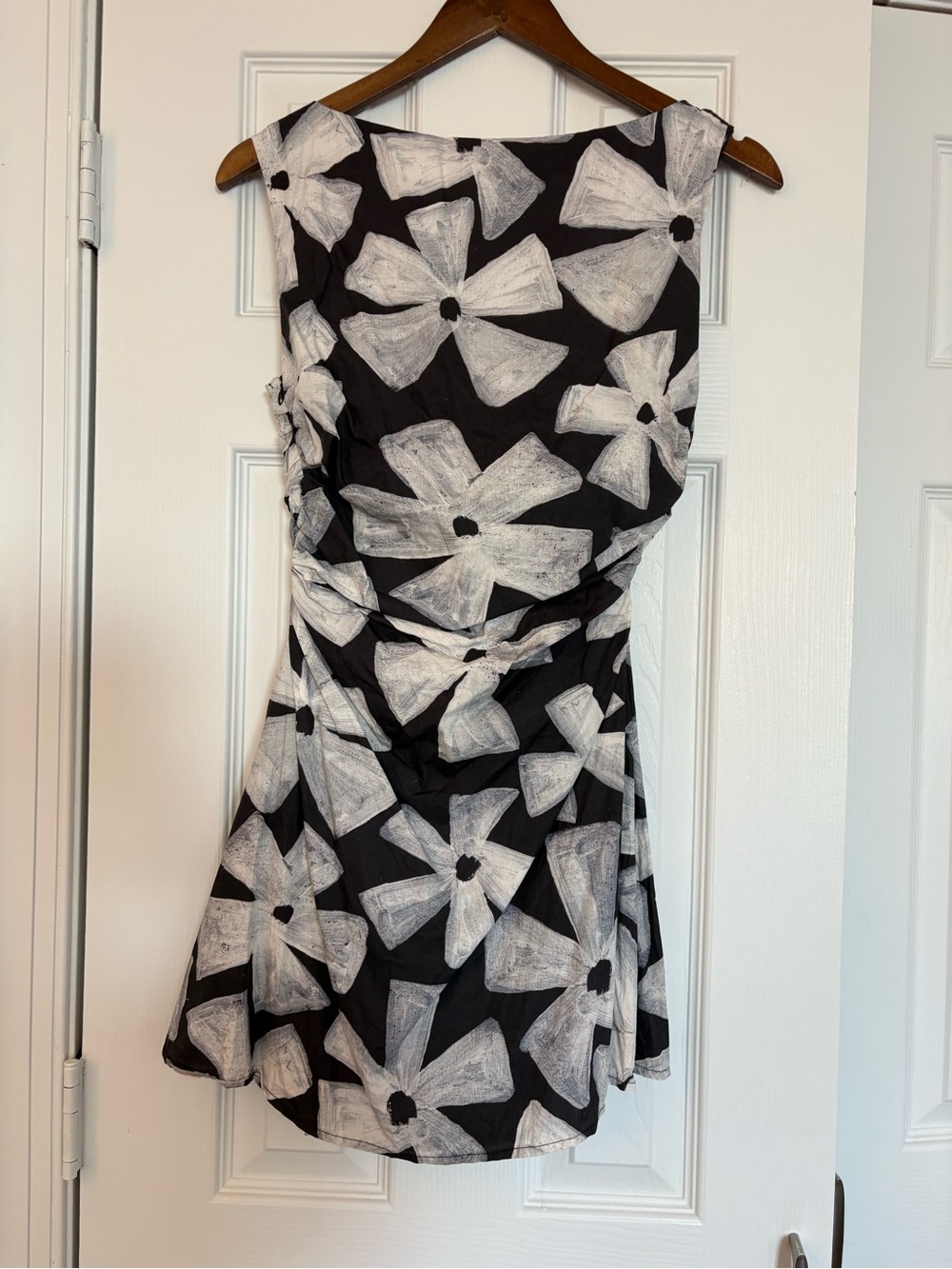 VRG GRL White Floral Print Midi Dress - Picture 4 of 5